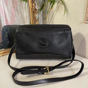 ✨SALE✨ Vintage Black Dooney